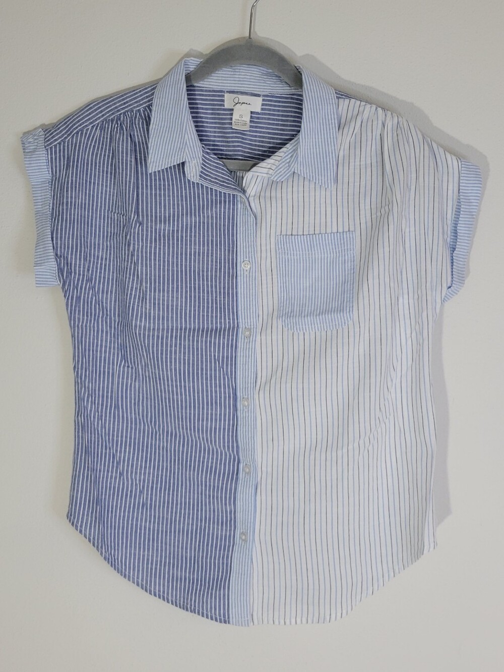 JOPSA WOMEN S Split-Stripe Button-Up Shirt in Light Blue and White